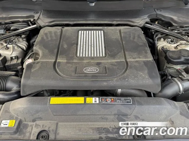 Land Rover Range Rover 2017 thumb 6
