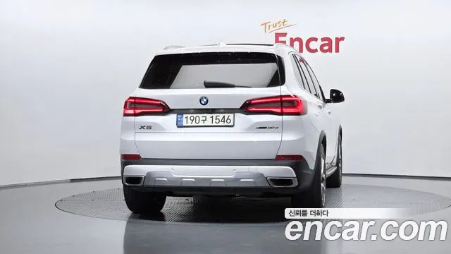 BMW X5 2019 thumb 3