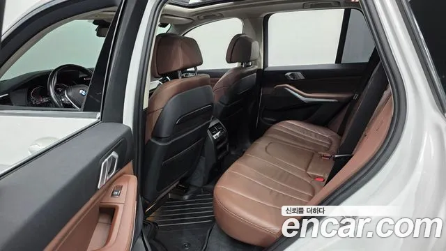 BMW X5 2019 thumb 11