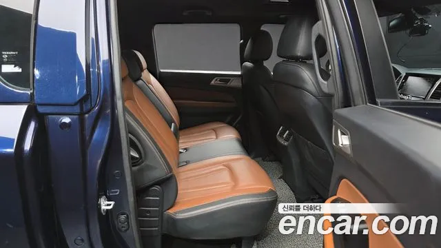 KG_Mobility_Ssangyong Rexton 2018 thumb 12