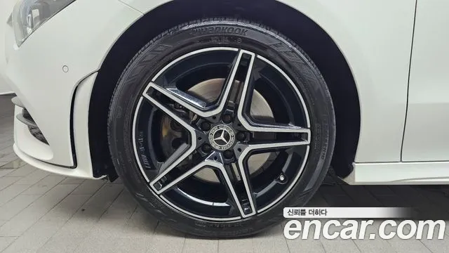 Mercedes-Benz CLA 2021 thumb 4