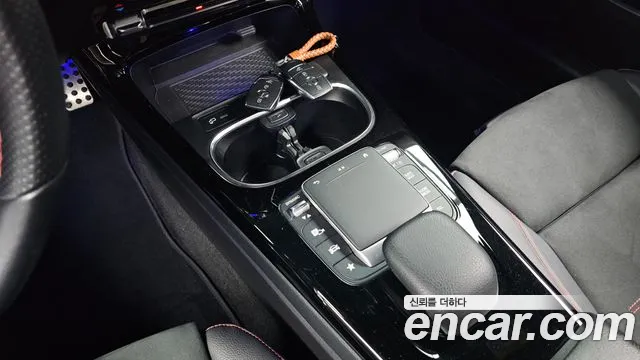 Mercedes-Benz CLA 2021 thumb 8