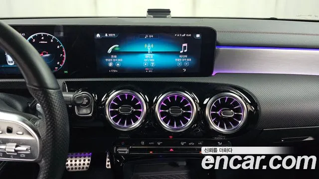 Mercedes-Benz CLA 2021 thumb 11