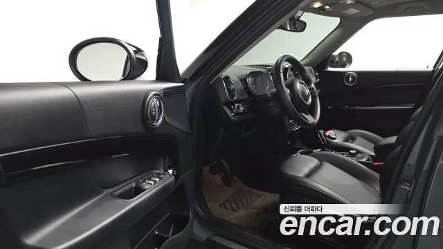 Mini Countryman 2021 thumb 9