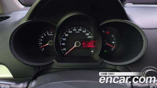 Kia Morning 2014 thumb 8