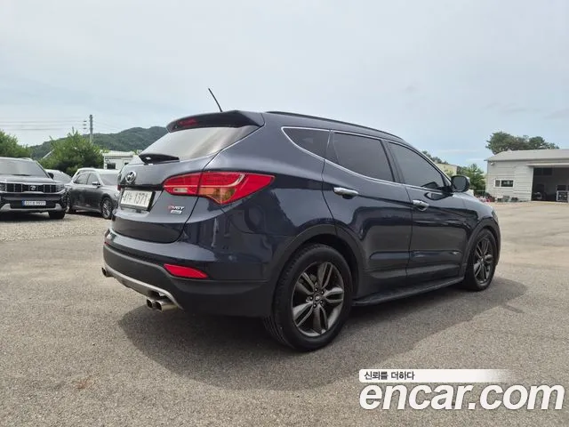 Hyundai Santa Fe 2014 thumb 3