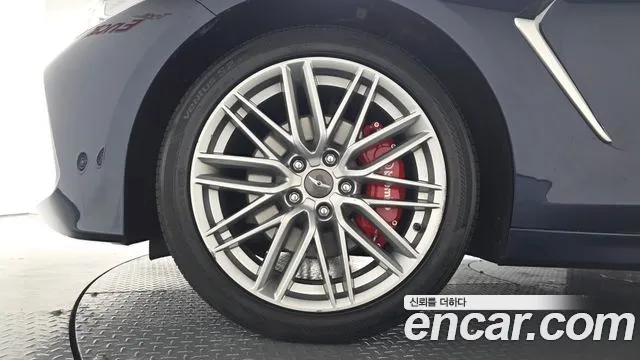 Genesis G70 2019 thumb 4