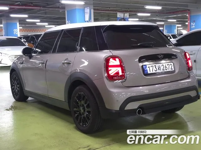 Mini Hatch 2023 thumb 2
