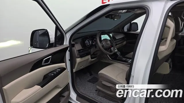 Kia Carnival 2022 thumb 10
