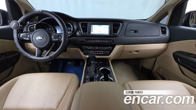 Kia Carnival 2019 thumb 7