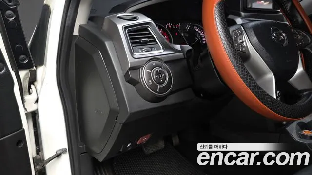 KG_Mobility_Ssangyong KORANDO 2017 thumb 12