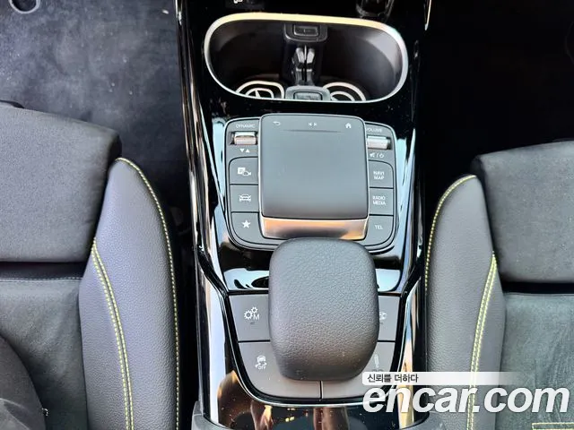 Mercedes-Benz CLA 2023 thumb 9
