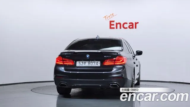 BMW 5 серии 2019 thumb 4
