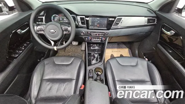 Kia Niro 2016 thumb 7