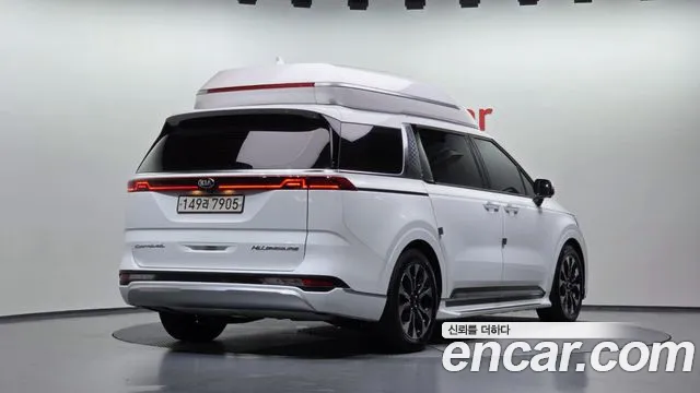 Kia Carnival 2021 thumb 2