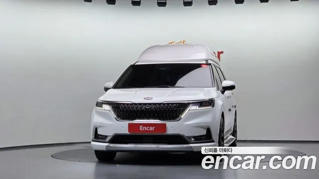 Kia Carnival 2021 thumb 3