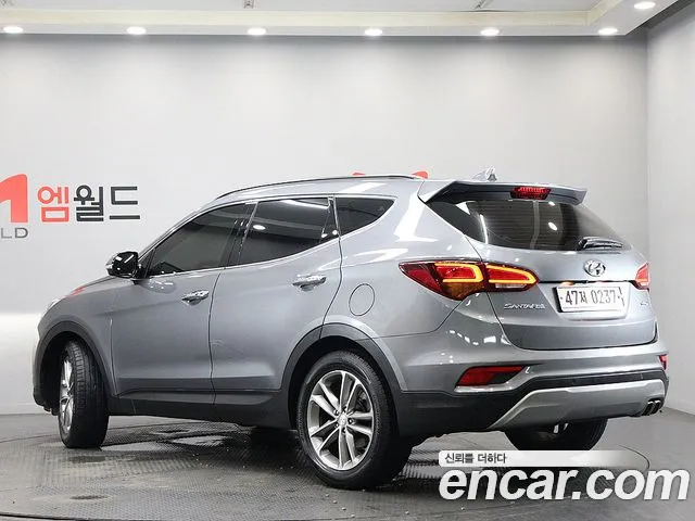 Hyundai Santa Fe 2016 thumb 3