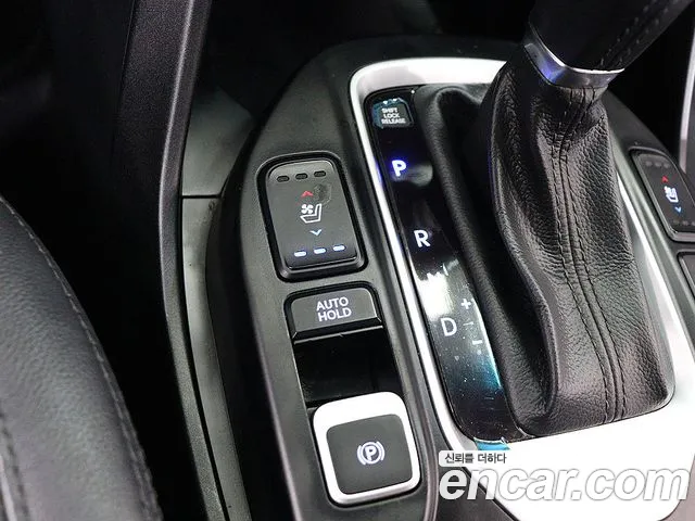 Hyundai Santa Fe 2016 thumb 10