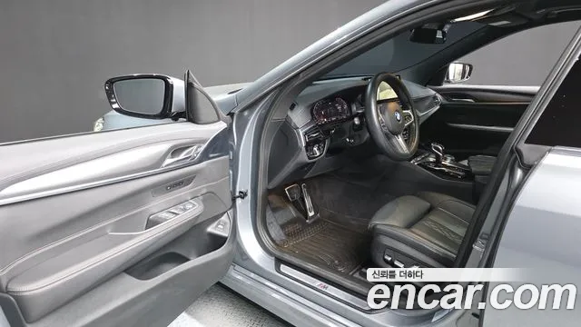 BMW Gran Turismo 2023 thumb 10