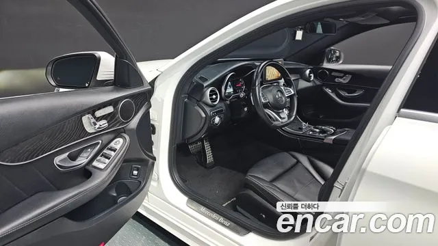 Mercedes-Benz C-Класс 2017 thumb 10