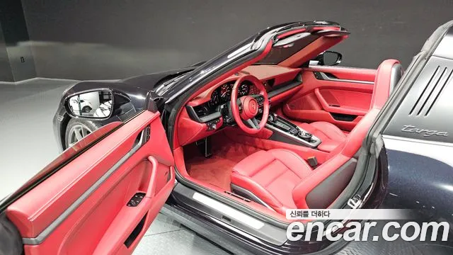 Porsche 911 2024 thumb 9