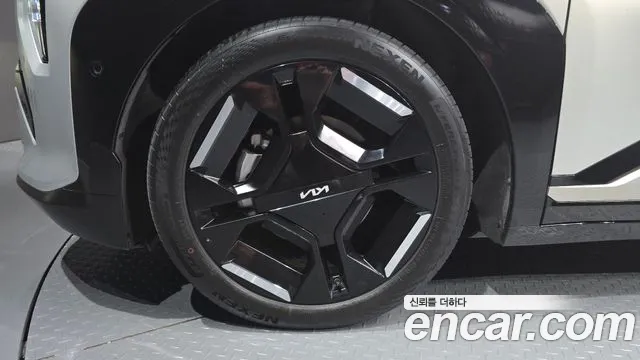 Kia EV3 2024 thumb 4