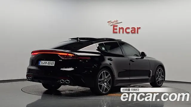 Kia Stinger 2022 thumb 2