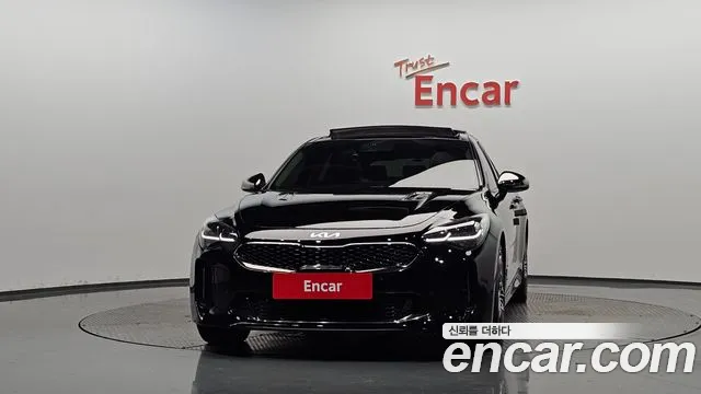 Kia Stinger 2022 thumb 3