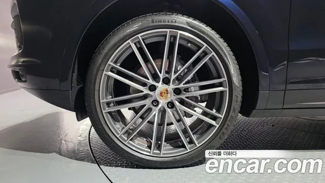 Porsche Cayenne 2020 thumb 5