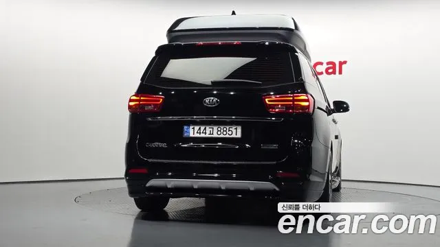 Kia Carnival 2019 thumb 4