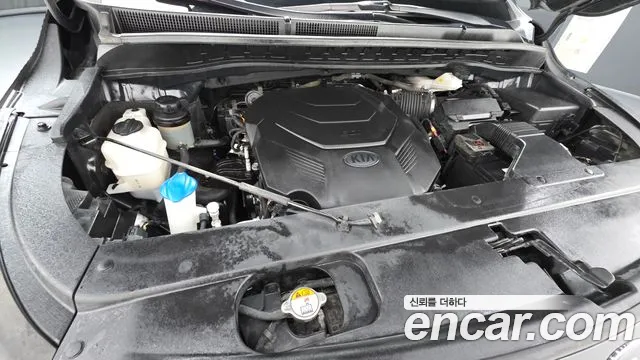 Kia Carnival 2019 thumb 6