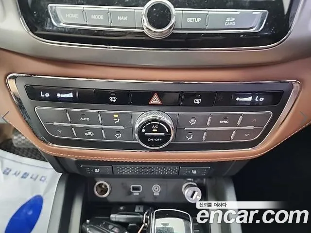 KG_Mobility_Ssangyong Rexton 2018 thumb 10