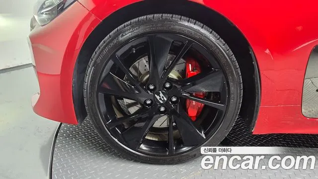 Kia Stinger 2020 thumb 5