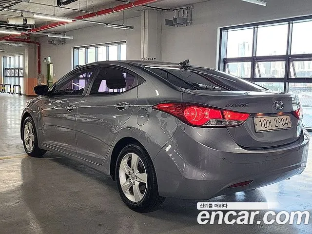 Hyundai Avante 2012 thumb 3