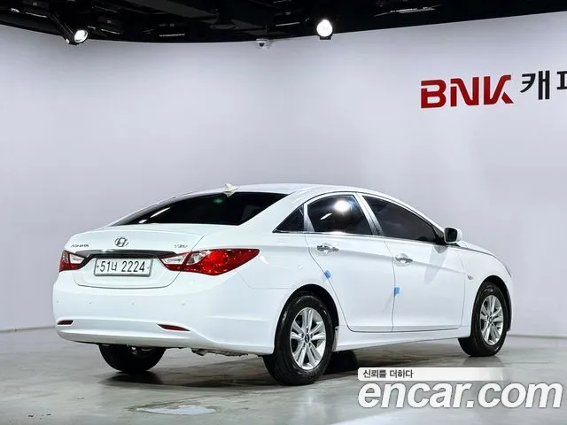 Hyundai Sonata 2010 thumb 2