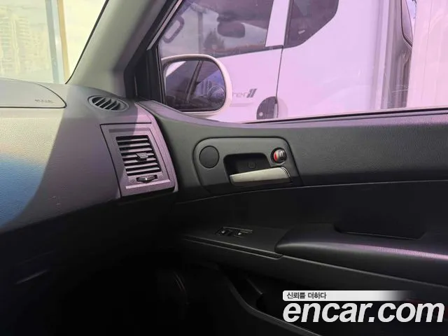KG_Mobility_Ssangyong KORANDO 2013 thumb 10