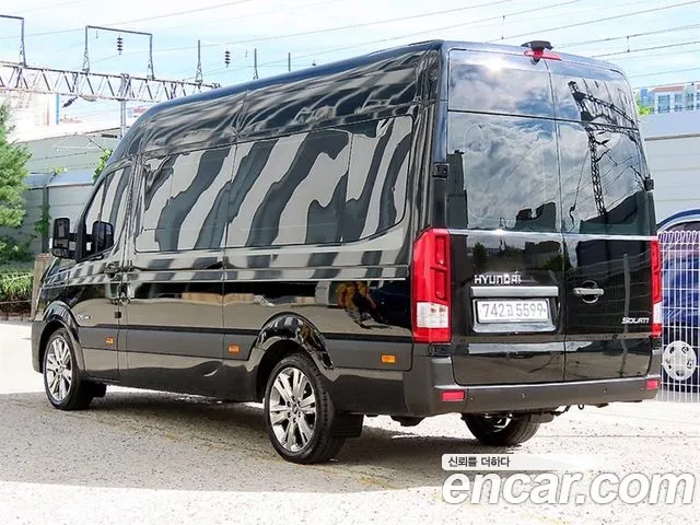Hyundai Staria 2019 thumb 3