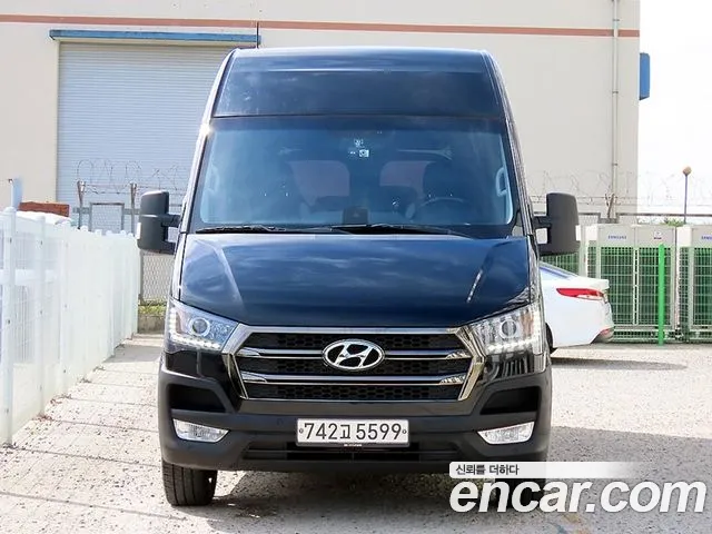 Hyundai Staria 2019 thumb 12