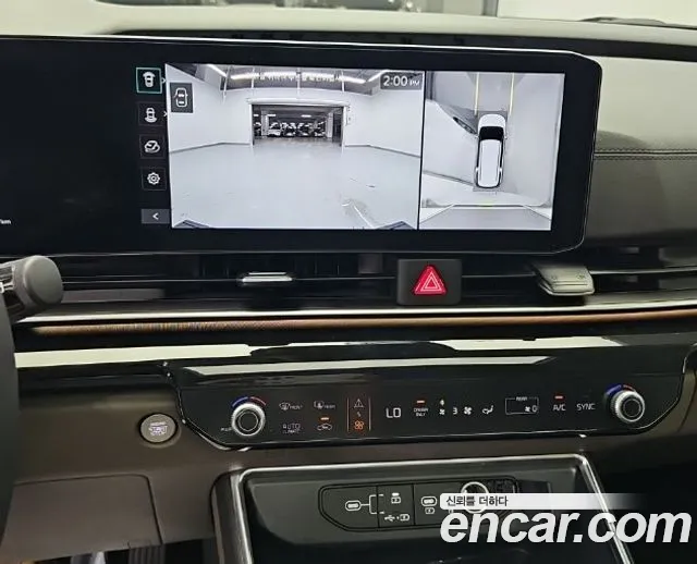 Kia Carnival 2024 thumb 10