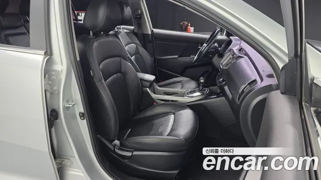 Kia Sportage 2015 thumb 11