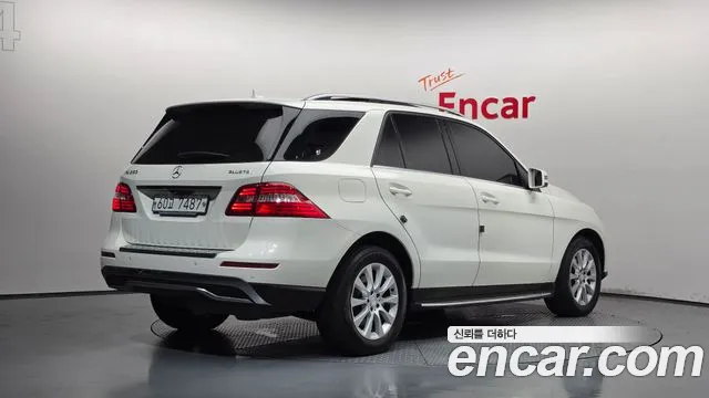 Mercedes-Benz M-class 2012 thumb 2
