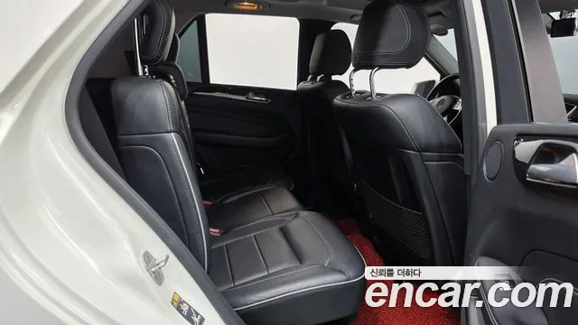 Mercedes-Benz M-class 2012 thumb 12