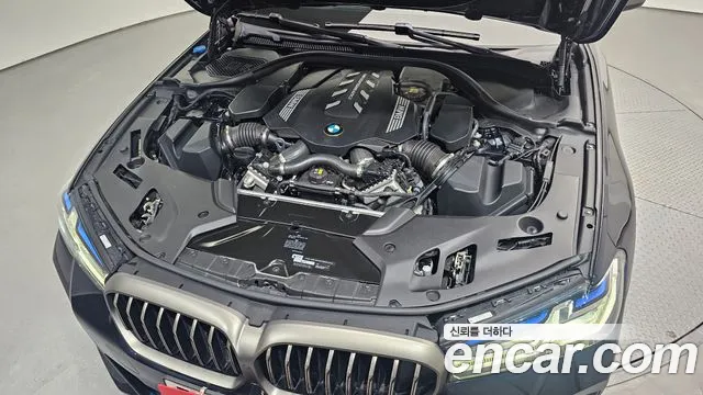 BMW 5 серии 2020 thumb 6