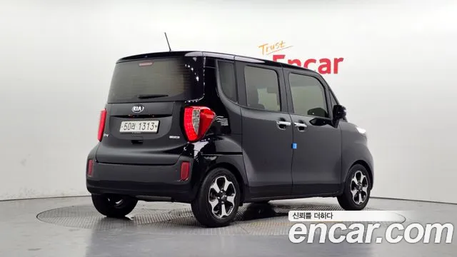 Kia Ray 2014 thumb 2