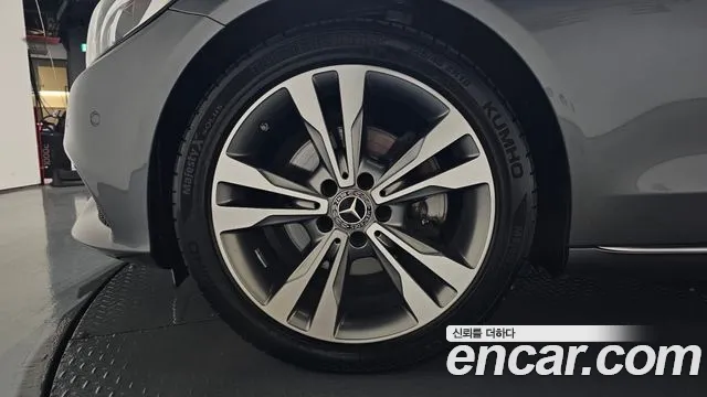 Mercedes-Benz C-Класс 2018 thumb 4