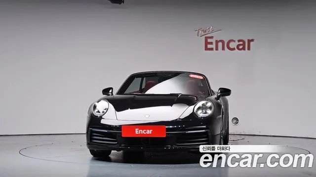 Porsche 911 2024 thumb 2