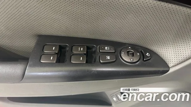 Hyundai Sonata 2009 thumb 9