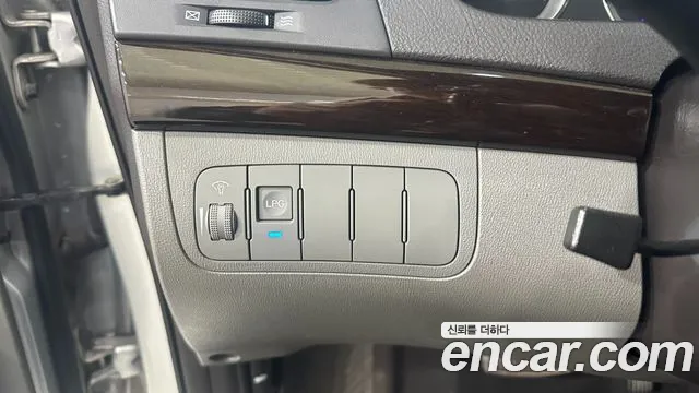 Hyundai Sonata 2009 thumb 10