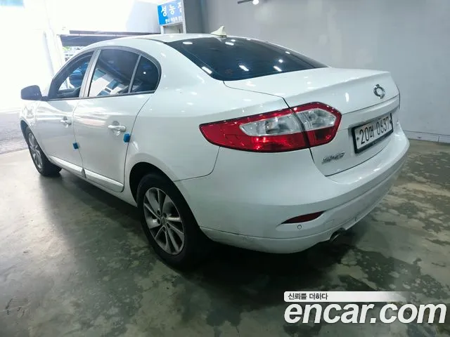 Renault Fluence 2016 thumb 5