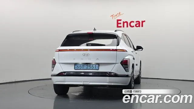 Hyundai Kona 2023 thumb 4